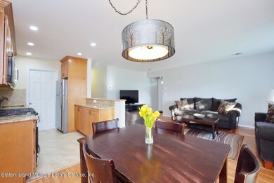 830 Rossville Ave, Staten Island, NY 10309 - photo 7