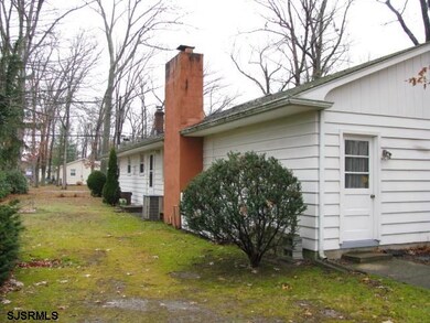 1128 Mcclain Dr, Vineland, NJ 08361 - photo 4