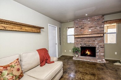 006_Cozy Family Room Fireplace