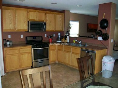 8393 Oppenheimer St, Las Vegas, NV 89139 - photo 4