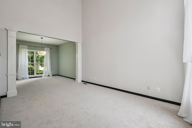 12513 Fox View Way, Reston, VA 20191 - photo 3