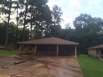 223 Leonard Dr, Pineville, LA 71360 - photo 2