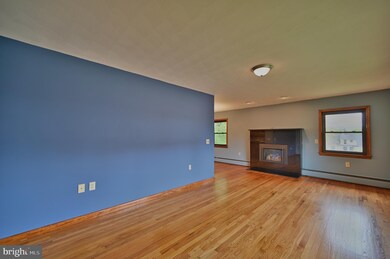 510 Grier St, Scranton, PA 18519 - photo 5