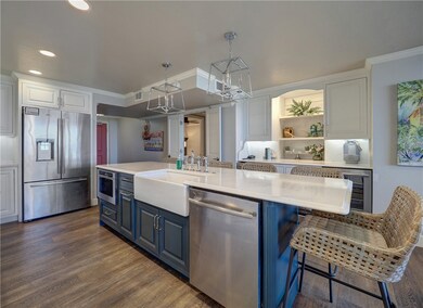 Large farmhouse sink and Stainless steel dishwashe