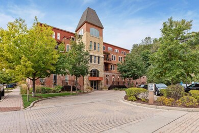 640 Main Street North - Spacecrafting - 0012.jpg