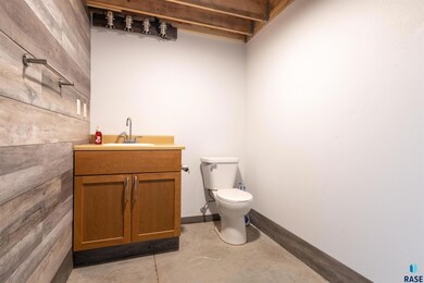 3512 S Gateway Ln unit 101, Sioux Falls, SD 57106 - photo 7