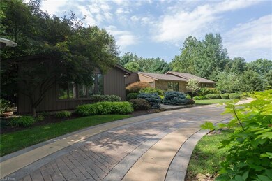 Circle Driveway with Stamped Concrete