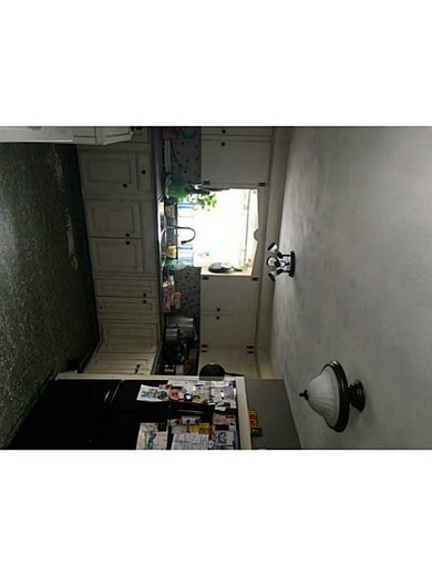 99 Eastwood Ave, Providence, RI 02909 - photo 5