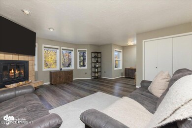 06-Living Room-DW-0333