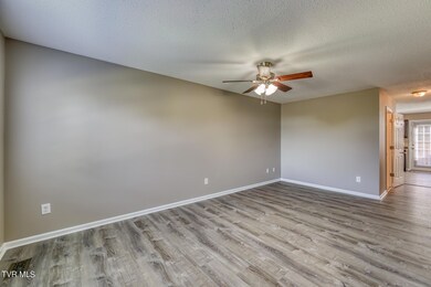 119 Amanda Ln Unit #1-4