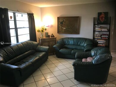 15019 SW 67th Ln, Miami, FL 33193 - photo 2