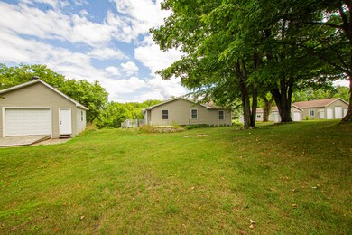 3outbuildings
