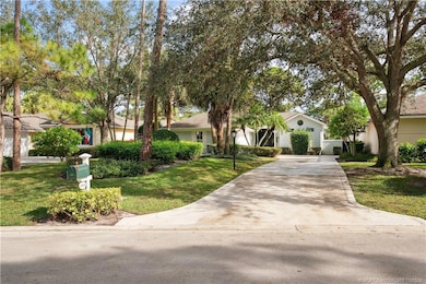 1018 Carolina Cir SW, Vero Beach, FL 32962 - photo 7