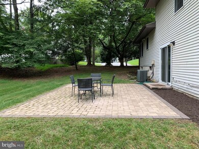 9256 Brush Run, Columbia, MD 21045 - photo 2