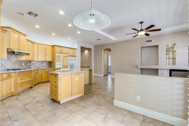 452 W Secretariat Dr, Tempe, AZ 85284 - photo 5