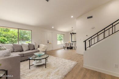 7640 E Camelback Rd, Scottsdale, AZ 85251 - photo 6