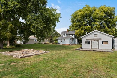 107 W Fillmore St, Philo, IL 61864 - photo 4