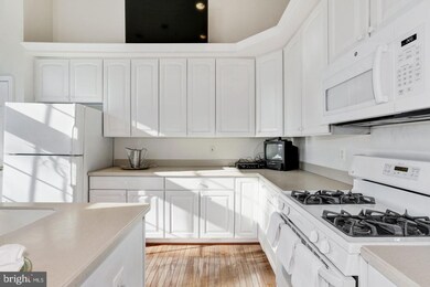 1607 Treetop View Terrace, Silver Spring, MD 20904 - photo 7