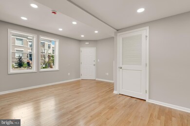 303 Seaton Place NE unit 2, Washington, DC 20002 - photo 5