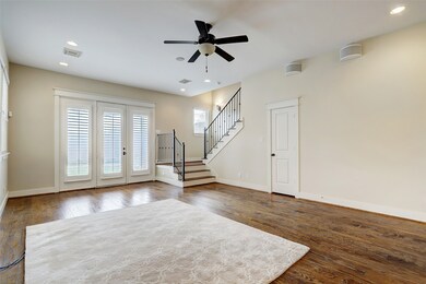 708 E 6th 1/2 St, Houston, TX 77007 - photo 6