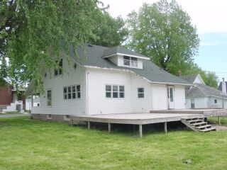 102 S State St, Goldsmith, IN 46045 - photo 2