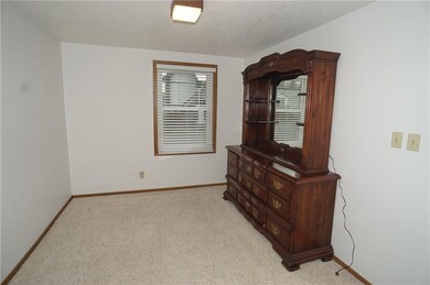 907 Columbus Ave, Batesville, IN 47006 - photo 6