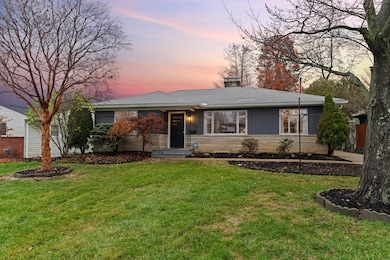 2676 Nottingham Rd, Columbus, OH 43221 - photo 3