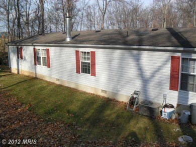 828 Frontier Dr, Bunker Hill, WV 25413 - photo 3