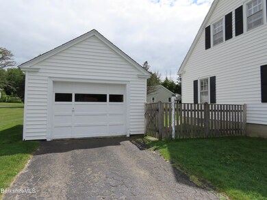 1 car garage
