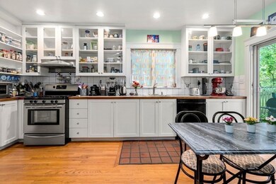 33 Symmes St, Roslindale, MA 02131 - photo 7