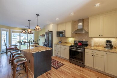 52 Bunker Ln unit 1, Lincoln, NH 03262 - photo 2