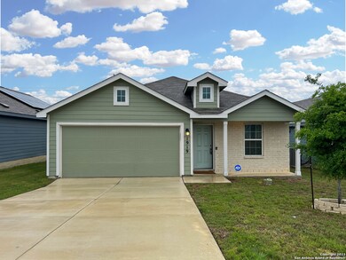 1919 Fieldfare, New Braunfels, TX 78130 - photo 2