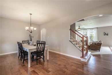 Dining Room 117 Highcroft Circle