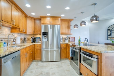 938 S Kihei Rd unit 431, Kihei, HI 96753 - photo 2