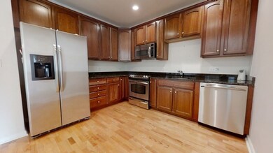 Wellington Crossing unit 202, Waltham, MA 02452 - photo 3
