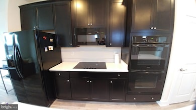 8754 Elsing Green Dr unit ROOM, Manassas, VA 20112 - photo 6