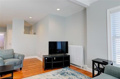 16 Bliss Rd unit 2, Newport, RI 02840 - photo 4