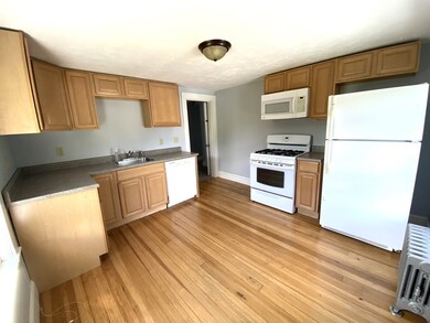 23 Union St unit 2, Milford, MA 01757 - photo 2