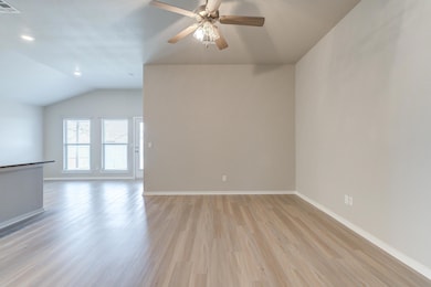 10421 Waverly Ave, Lubbock, TX 79424 - photo 3