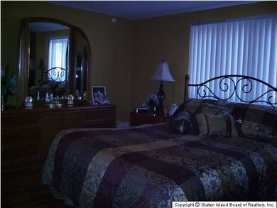 283 Elverton Ave, Staten Island, NY 10308 - photo 6