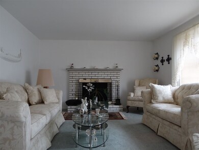 46 Cheyenne Dr, Nashua, NH 03063 - photo 2