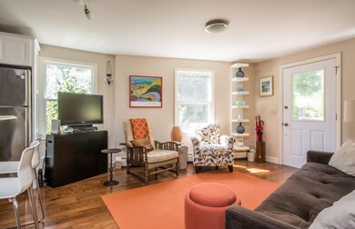 22 Conwell St unit UC, Provincetown, MA 02657 - photo 6