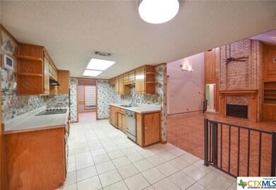 702 Ash St, Copperas Cove, TX 76522 - photo 2