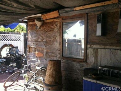 2129 E Oris St, Compton, CA 90222 - photo 3