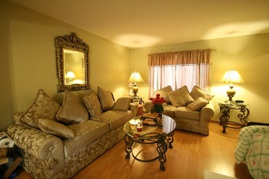 1424 Burr Oak Cir, Aurora, IL 60506 - photo 6