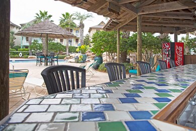 CommunityPoolBar
