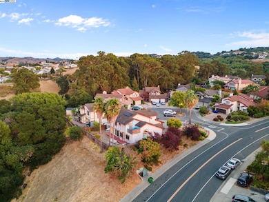 103 Opal Ct, Hercules, CA 94547 - photo 6