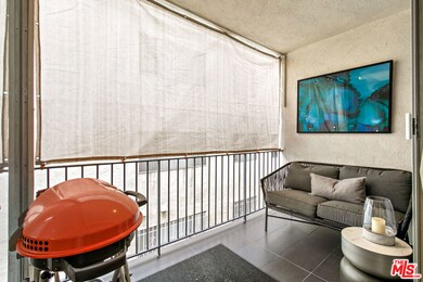 1539 N Laurel Ave unit 301, Los Angeles, CA 90046 - photo 7