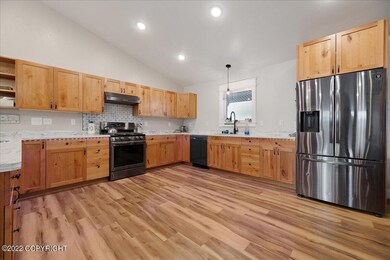 11554 W Tofson Ave, Wasilla, AK 99654 - photo 3