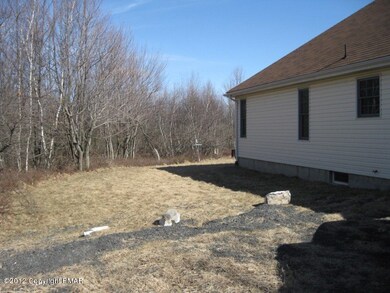 90 Russell Ct, Effort, PA 18330 - photo 5